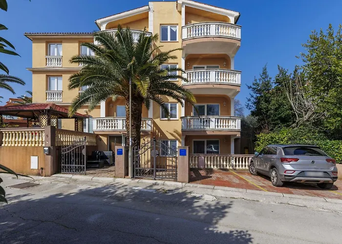 Canaria By Interhome *