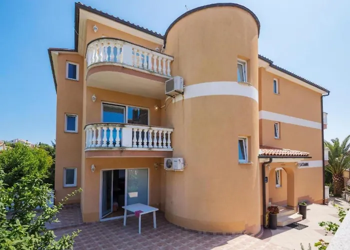 Canaria By Interhome